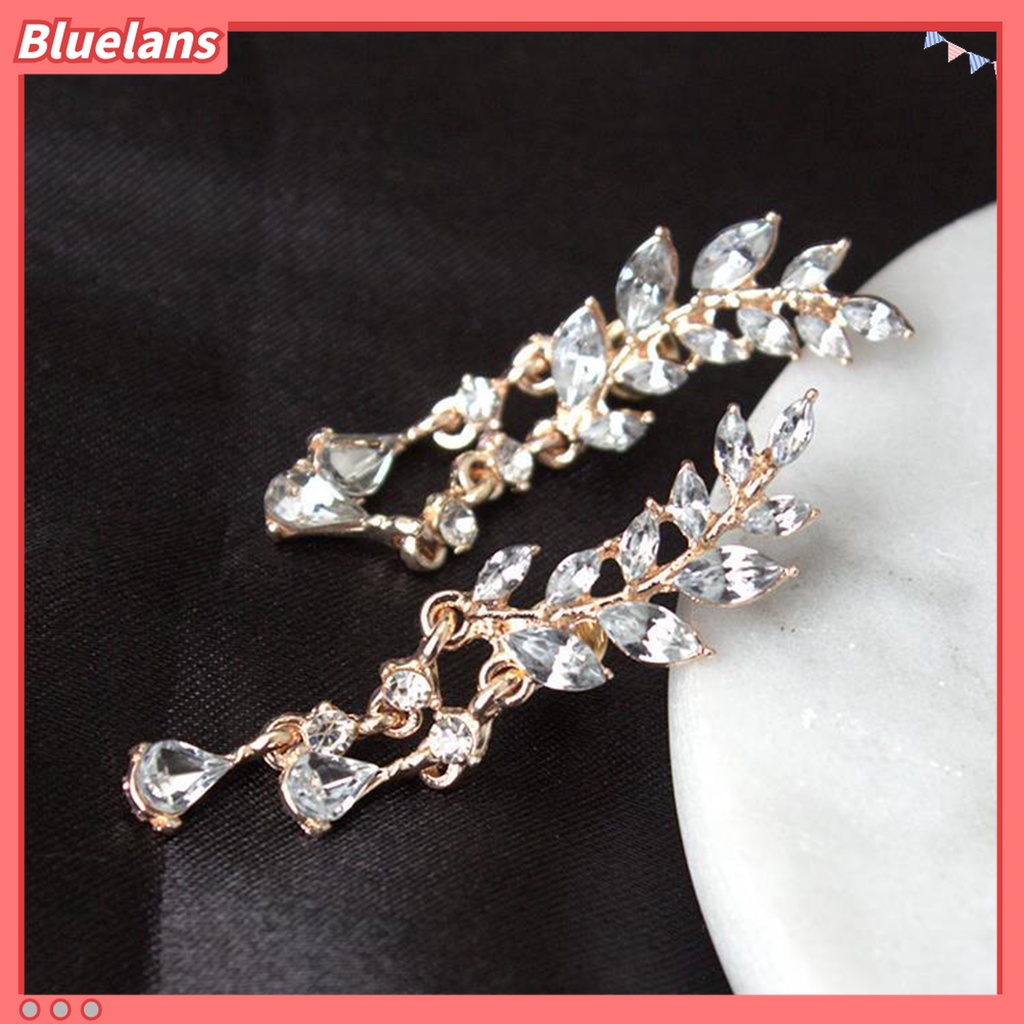 Anting Stud Desain Daun Aksen Berlian Imitasi Untuk Wanita