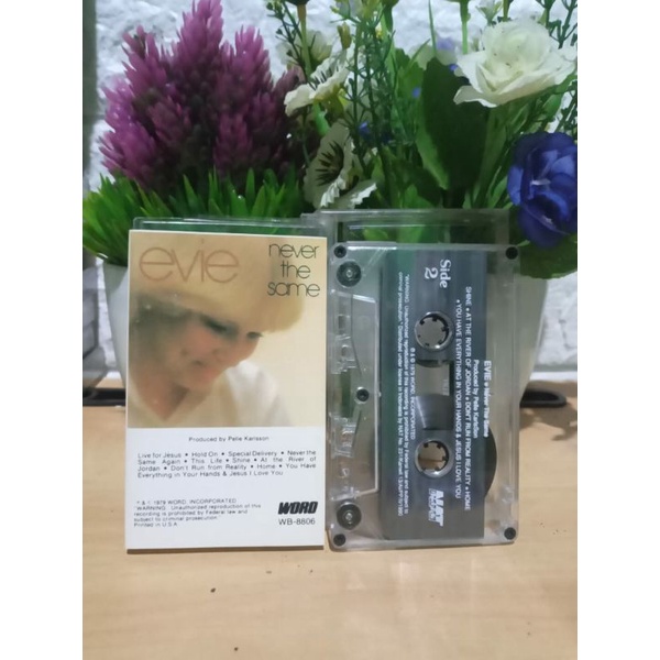 KASET EVIE - NEVER THE SAME