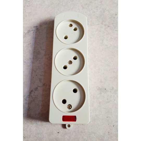 Stop kontak 3 lubang VISICOM (gepeng)