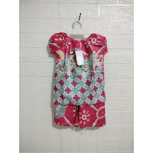 Setelan babydoll Anak usia 1-2 thn