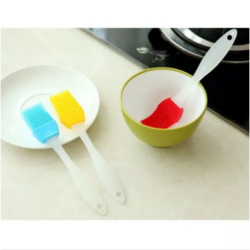 kuas silicon anti panas dan pemisah kuning telur 1set