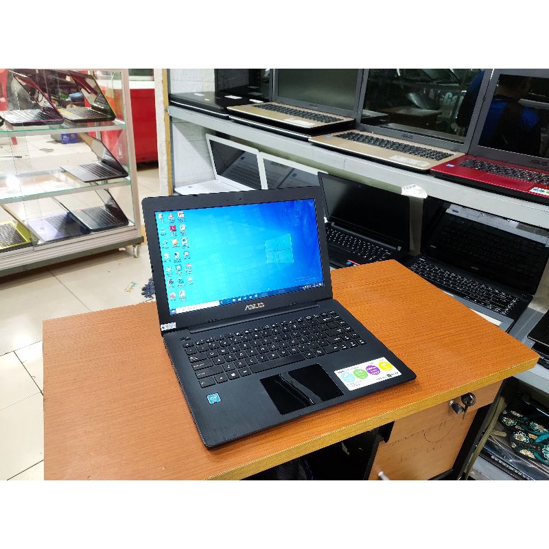 Laptop Asus X453 RAM 4GB SSD 128GB 14INCH Siap pakai lengkap program ada kamera Zoom