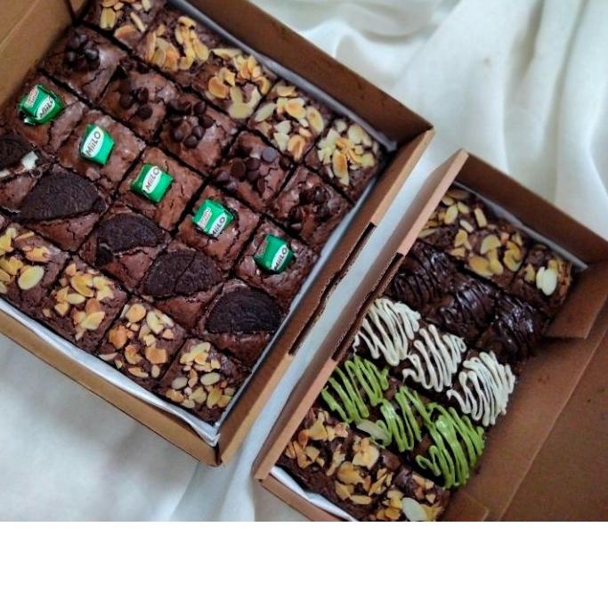 

TERBAIK Fudgy Brownies Cruncy Dark/ Brownies panggang/Brownies sekat nyoklat^^