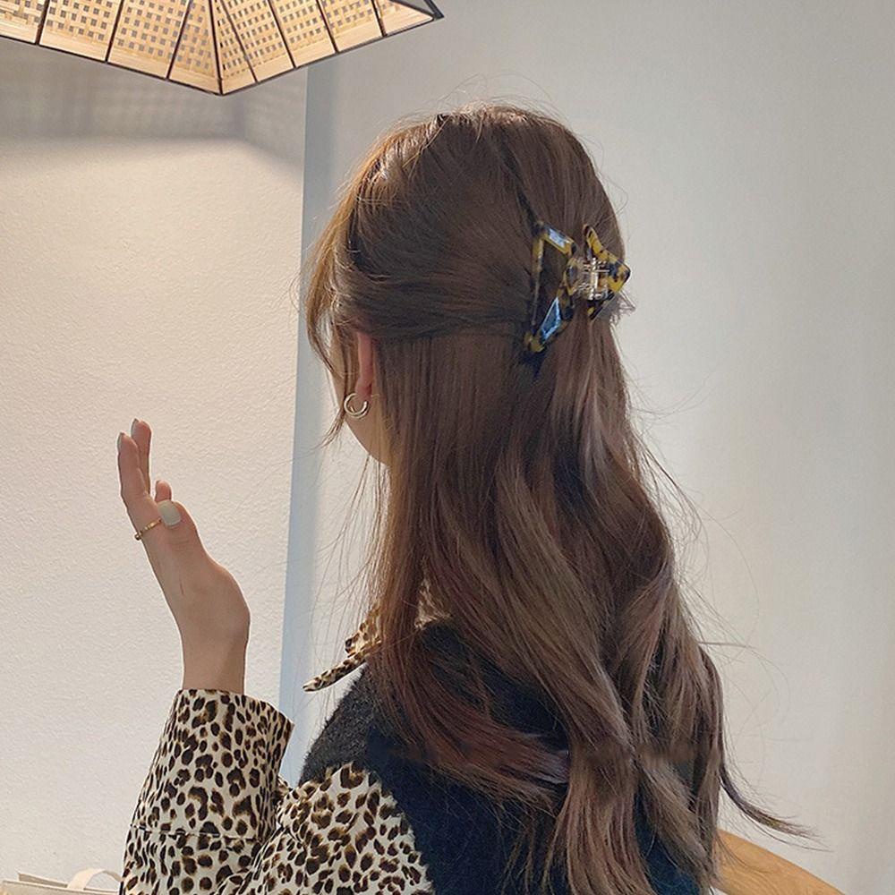 Agustina Segitiga Berongga Rambut Cakar Manis Indah Harian Asam Asetat Pola Leopard Desain Fashion Gaya Korea Klip Rambut