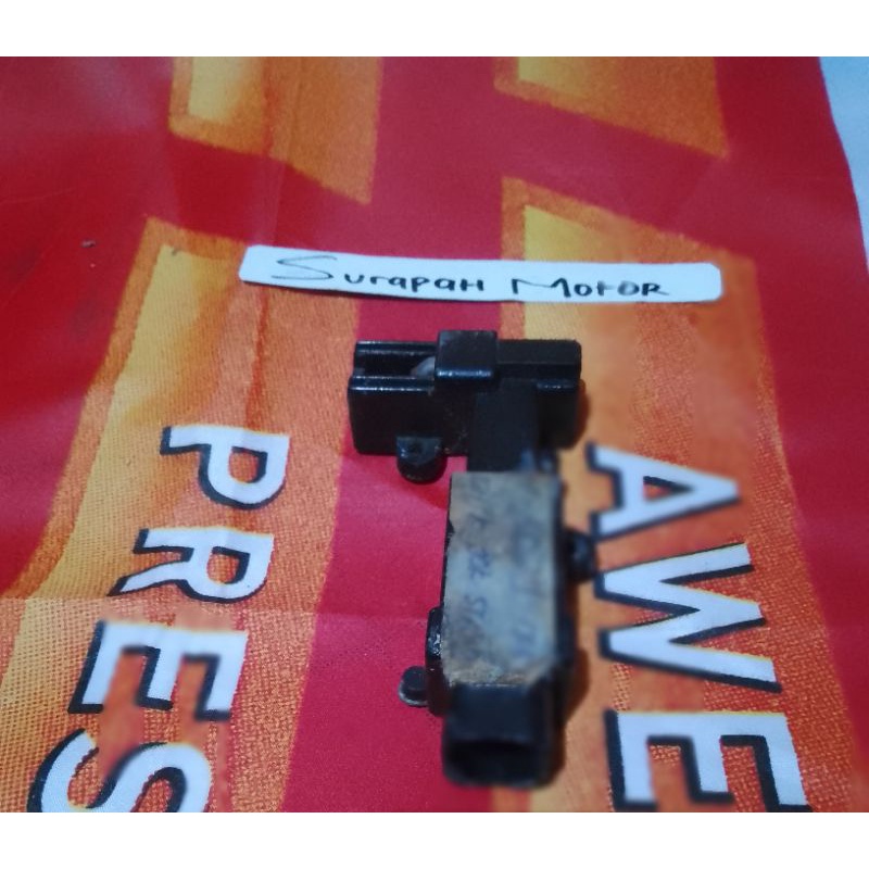 rumah kunci jok vespa strada