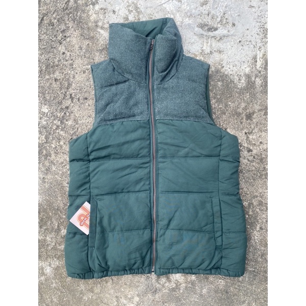 Vest puffer old navy