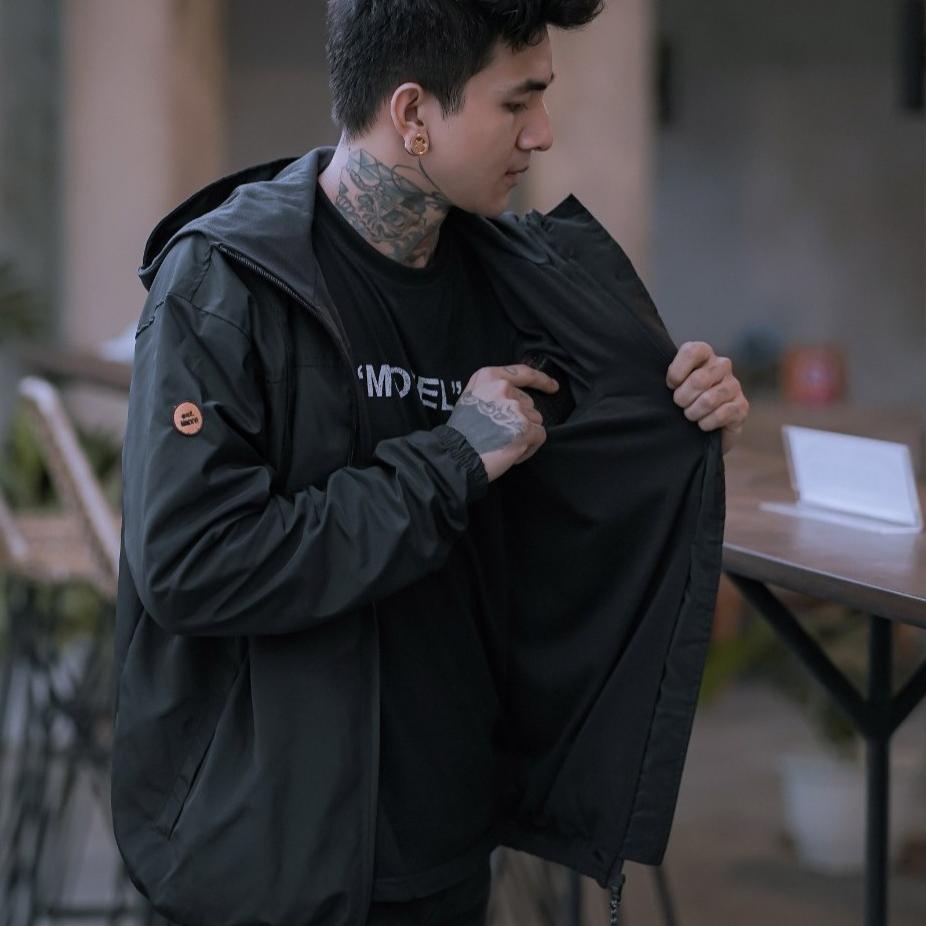 Lagi Promo--JAKET PRIA - JAKET PARASUT WATERPROOF ORIGINAL REBEL ID - JAKET PARASUT PRIA - JAKET PRI