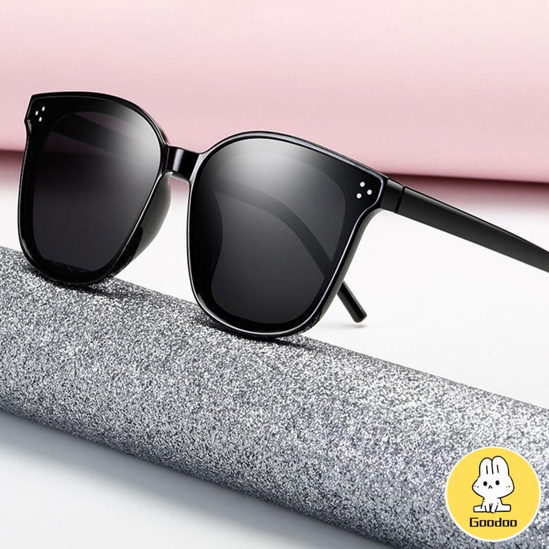 Kacamata Kotak Hitam Korean Fashion Sunglassess Wanita/Pria Unisex -Doo