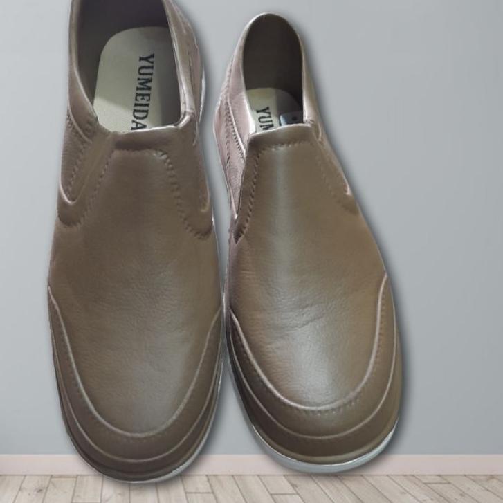 Paling Dicari sepatu cowok yumaida karet/sepatu karet tahan air/sepatu karet yumaida