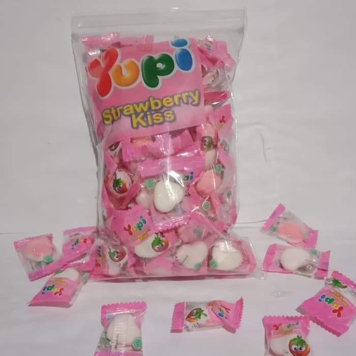 

Permen Yupi Strawberry Kiss Kiloan 500 gram