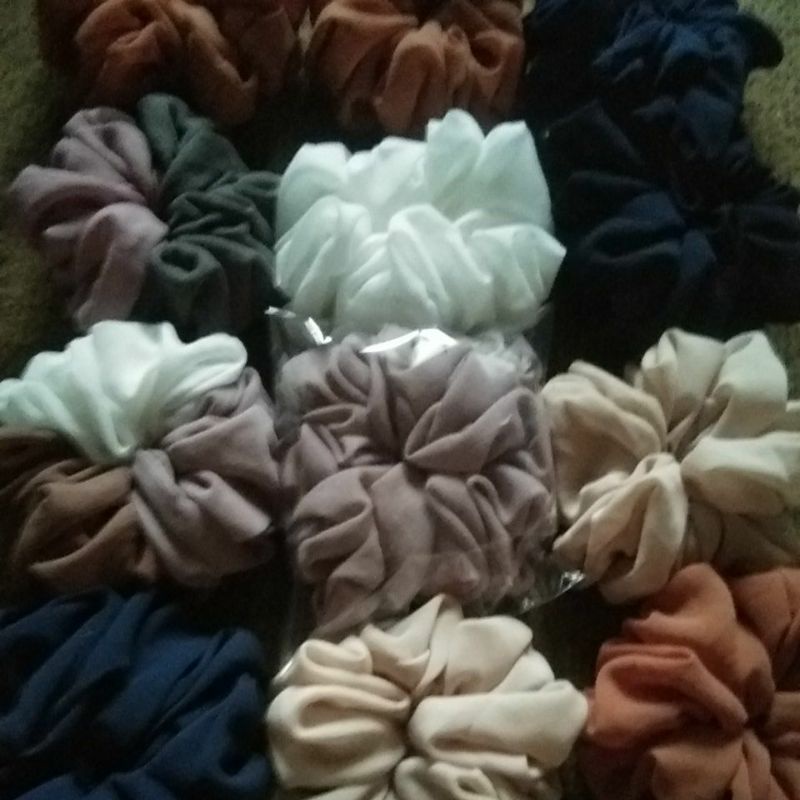 Scrunchie ikat rambut polos