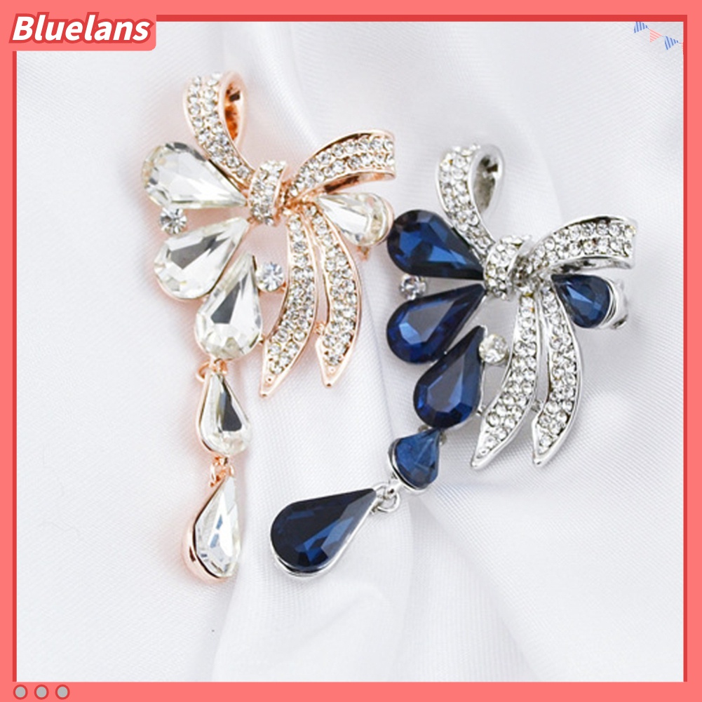 Bros Pin Bentuk Pita Bahan Alloy Aksen Berlian Imitasi Untuk Aksesoris Dress Scarf Wanita