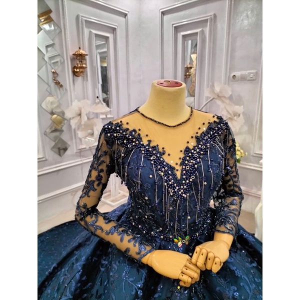 Gaun pengantin navy