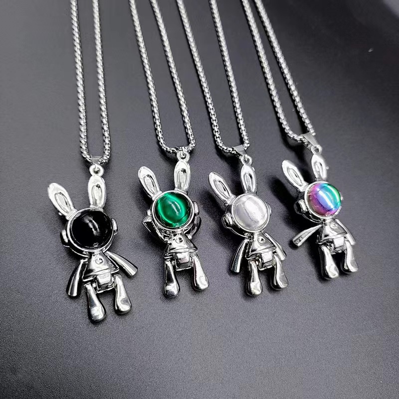 Kalung Rantai Panjang Liontin Kelinci Mekanik Bahan titanium steel Untuk Pria / Wanita