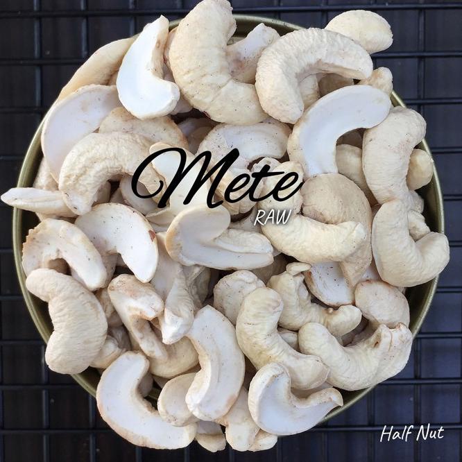 

な Kacang Mede Belah - 1.000gr / kacang mete / Mente Murah / Half Nut ㅛ
