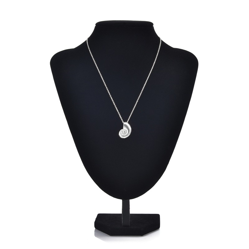 Kalung Rantai Desain Keong Gaya Eropa Amerika Untuk Wanita
