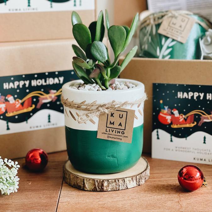 

KUMA Living Christmas Hampers Jingle Celine Dark Green