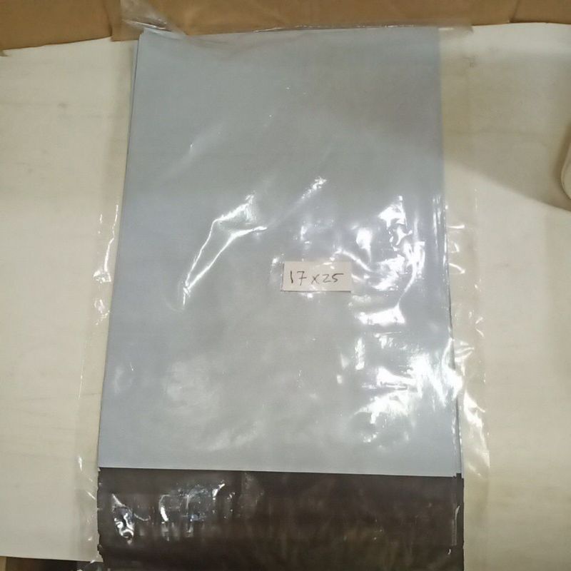 

Plastik Polymailer Premium 17 x 25 cm