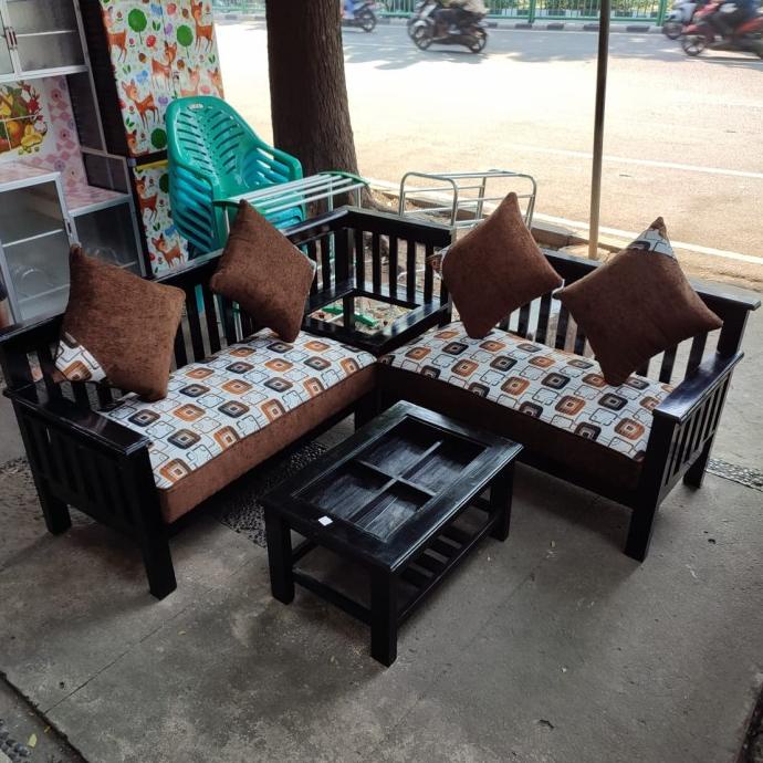 SOFA L KAYU MINIMALIS