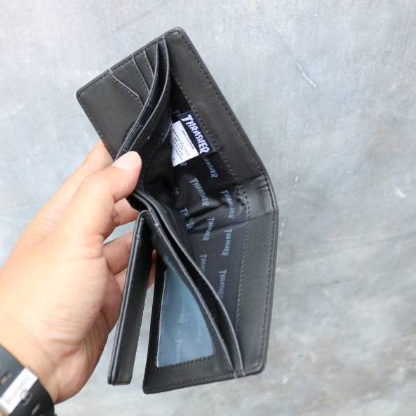 Dompet thrasher hitam {SZ.31Oc22w}