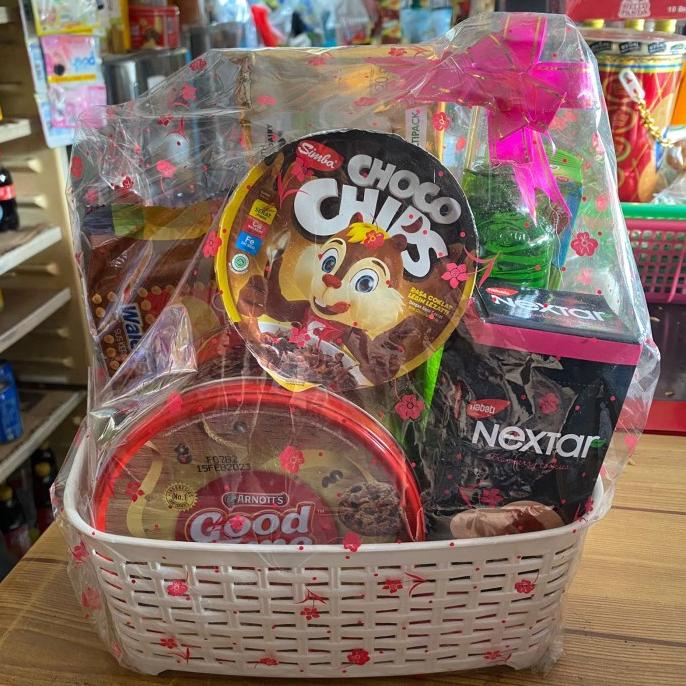 

Paket Parcel 7 Macam Jajanan, Snack, Marjan, Cemilan - 1 Paket Terlaris