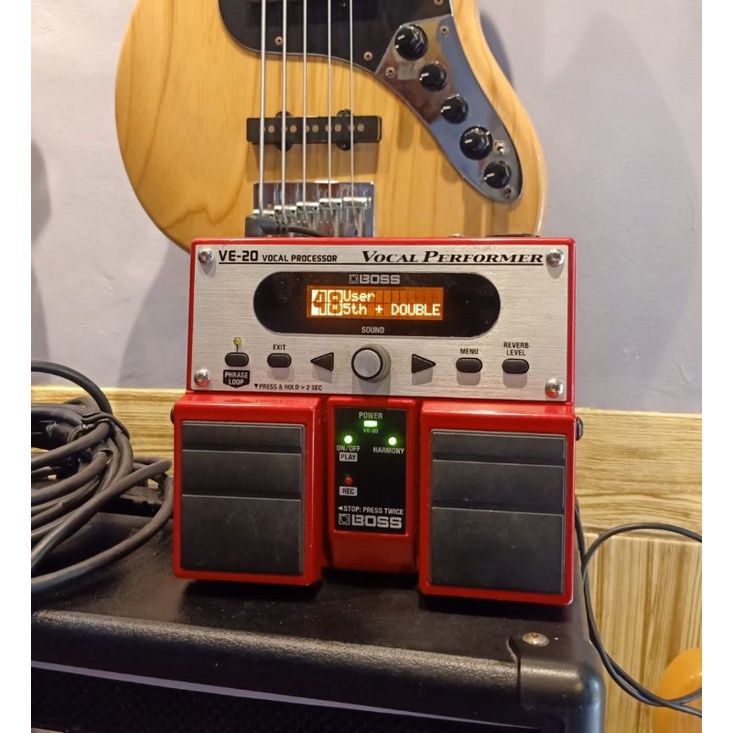 Efek Vokal Boss Ve 20 Vocal processsor.Dusbook + Adaptor 9v