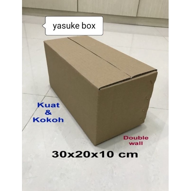 

dus UK.30x20x10 cm.doble wall luar dalem polos kokoh buat packing.