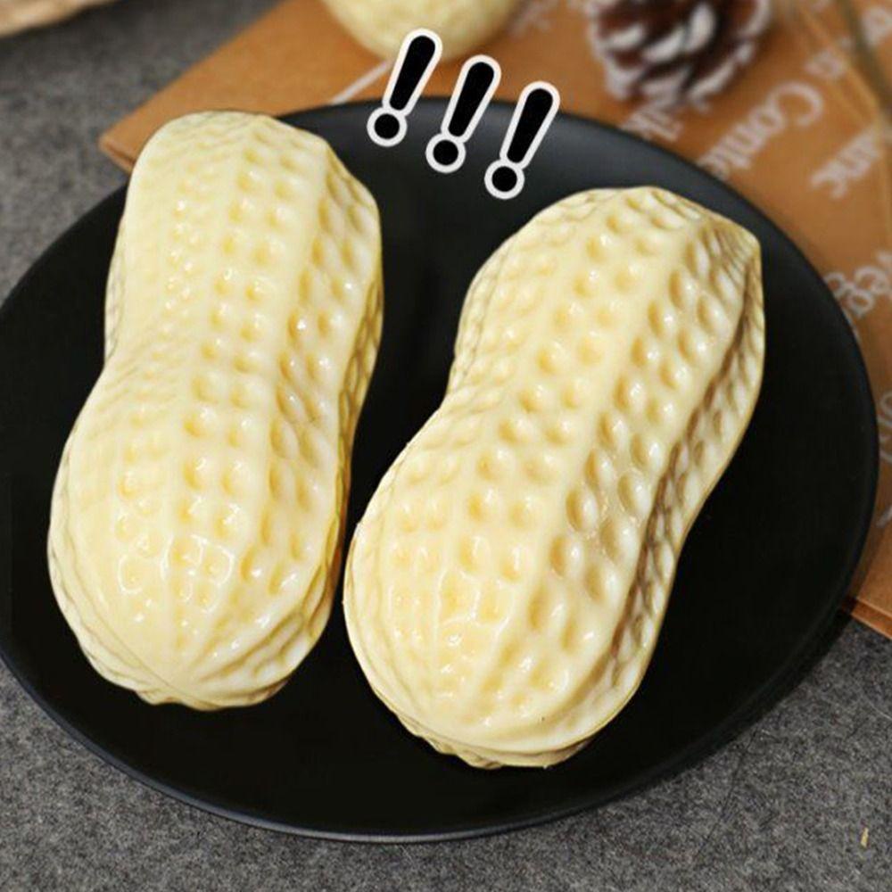 Mainan Anjing Kacang Nanas Aksesoris Gerinda Tahan Gigit Interaktif Pet Toy Ball