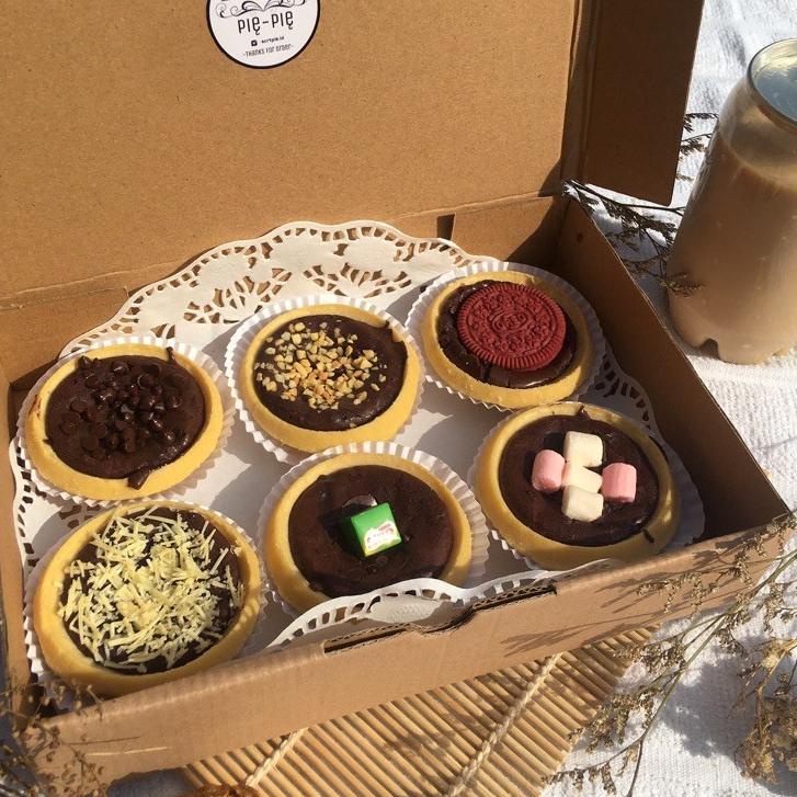 

trx7o2Nc--BUY 2 GET 1 PIE BROWNIES