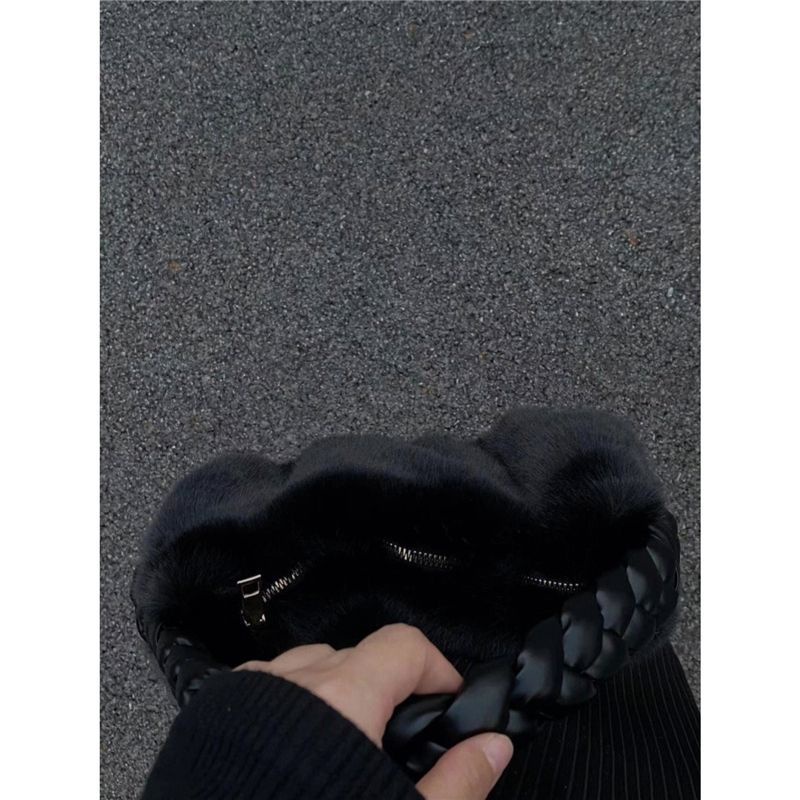 Suhao net merah gaya kuno niche rajutan tas tangan mewah 2022 mode baru lucu komuter tas bahu bahu kecil