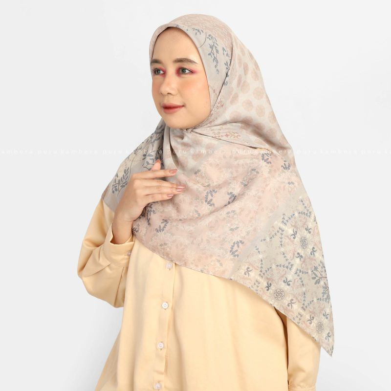 KYO Series Hikari Scarf Puru Kambera