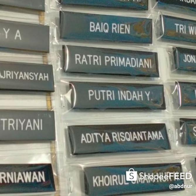

READY ✅Papan nama Akrilik/Nametage magnet/Nama Grafir/Papan Nama Magnet/Papan Nama Grapir/Papan Nama dada/Nama dada magnet|KD4