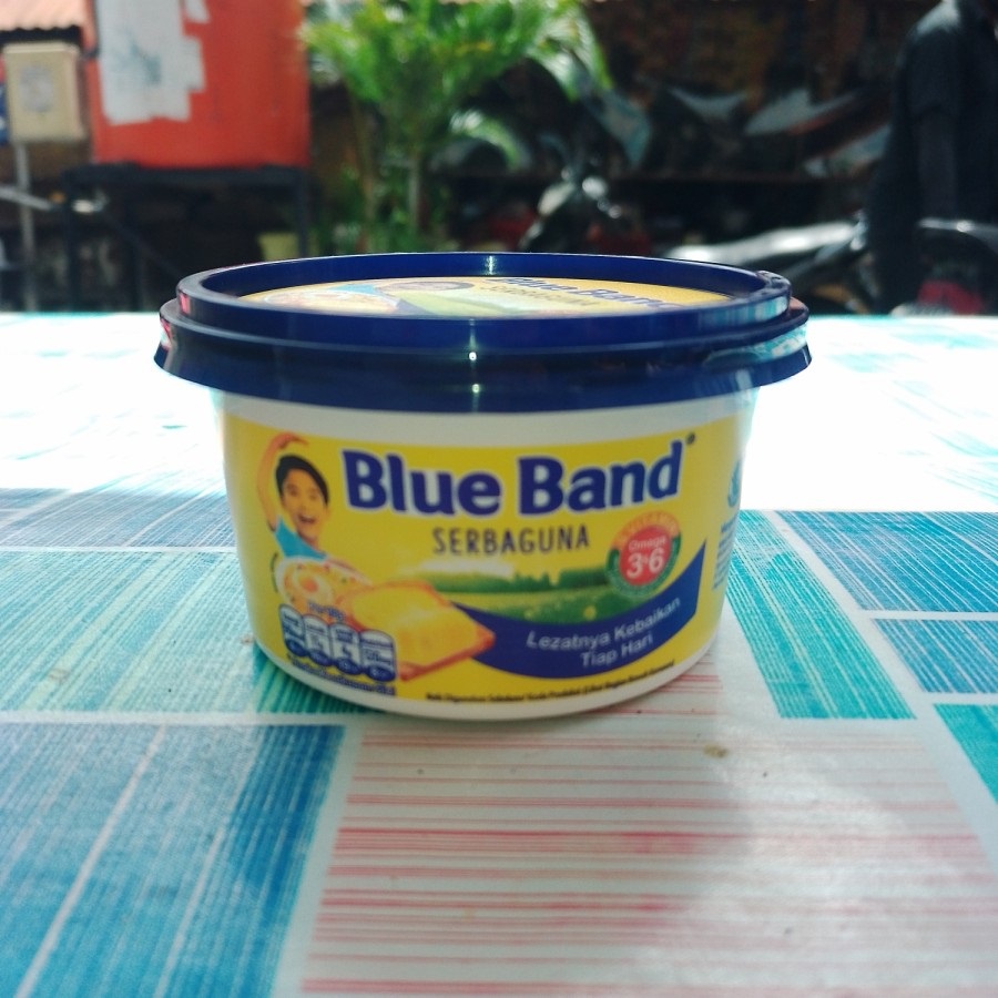 

Margarin Krim BLUE BAND kemasan cup - 250 gram