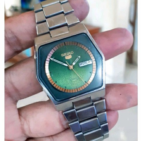 SEIKO 5  HEXAGON 6309A. GREEN DIAL..(vintage,second,kuno,klasik,antik)