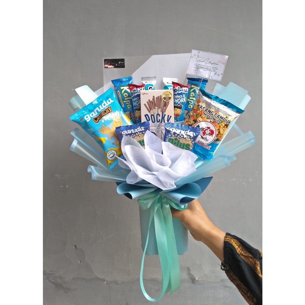 

READY STOCK SNACK BOUQUET/ BUKET SNACK PREMIUM/ BINGKISAN SNACK ULANG TAHUN/ SIZE L