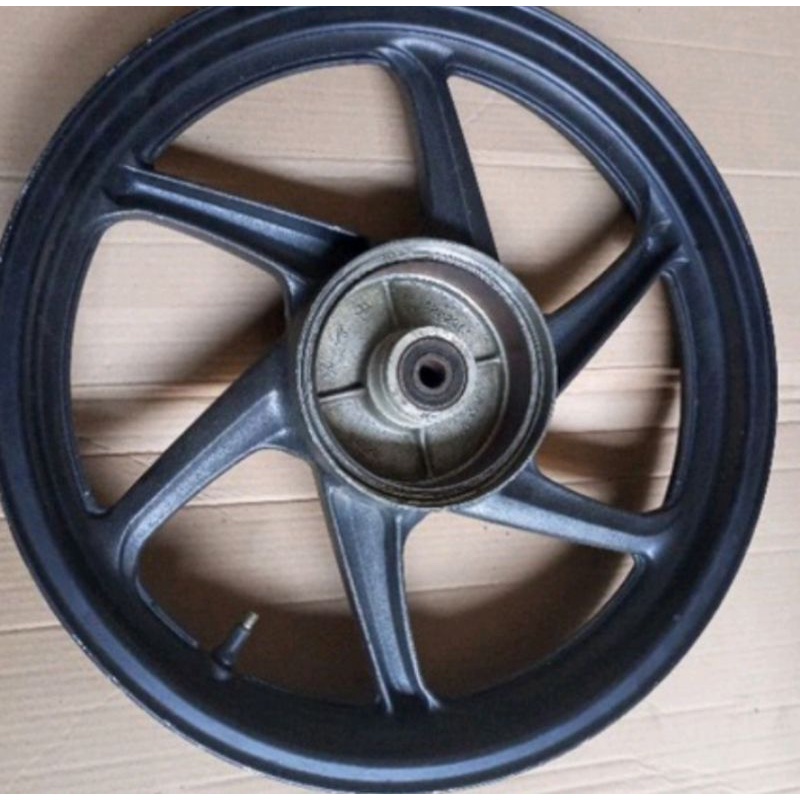 velg belakang Honda Verza original (copotan)
