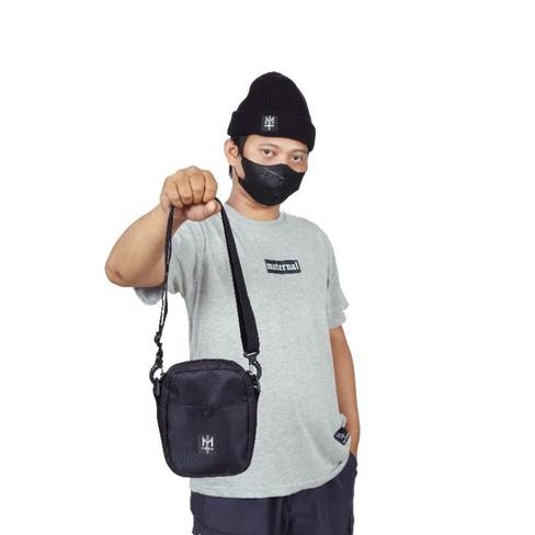 Ready TAS SELEMPANG MATERNAL / SLING BAG MINI MATERNAL BLACK