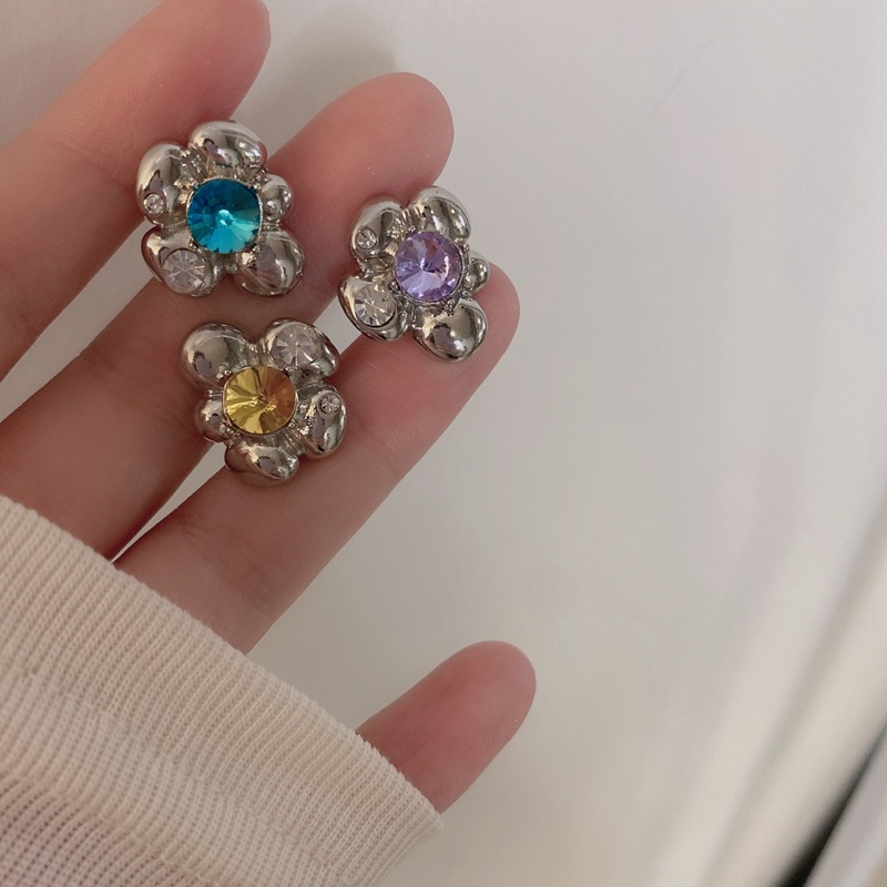 Anting Klip Telinga Wanita Model Simple Harajuku Motif Bunga Hias Berlian Imitasi