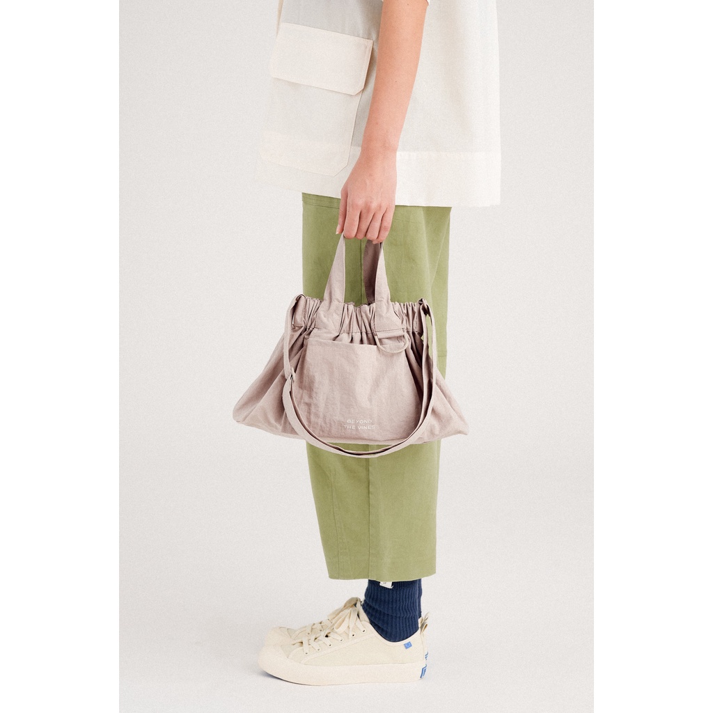 BTV DUMPLING BAG XS BLUSH BEYOND THE VINES NEW