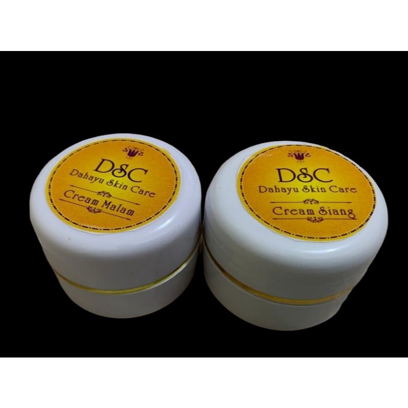 Bedak  Dahayu skincare bedak siang malam Cream DSC (kemasan baru).