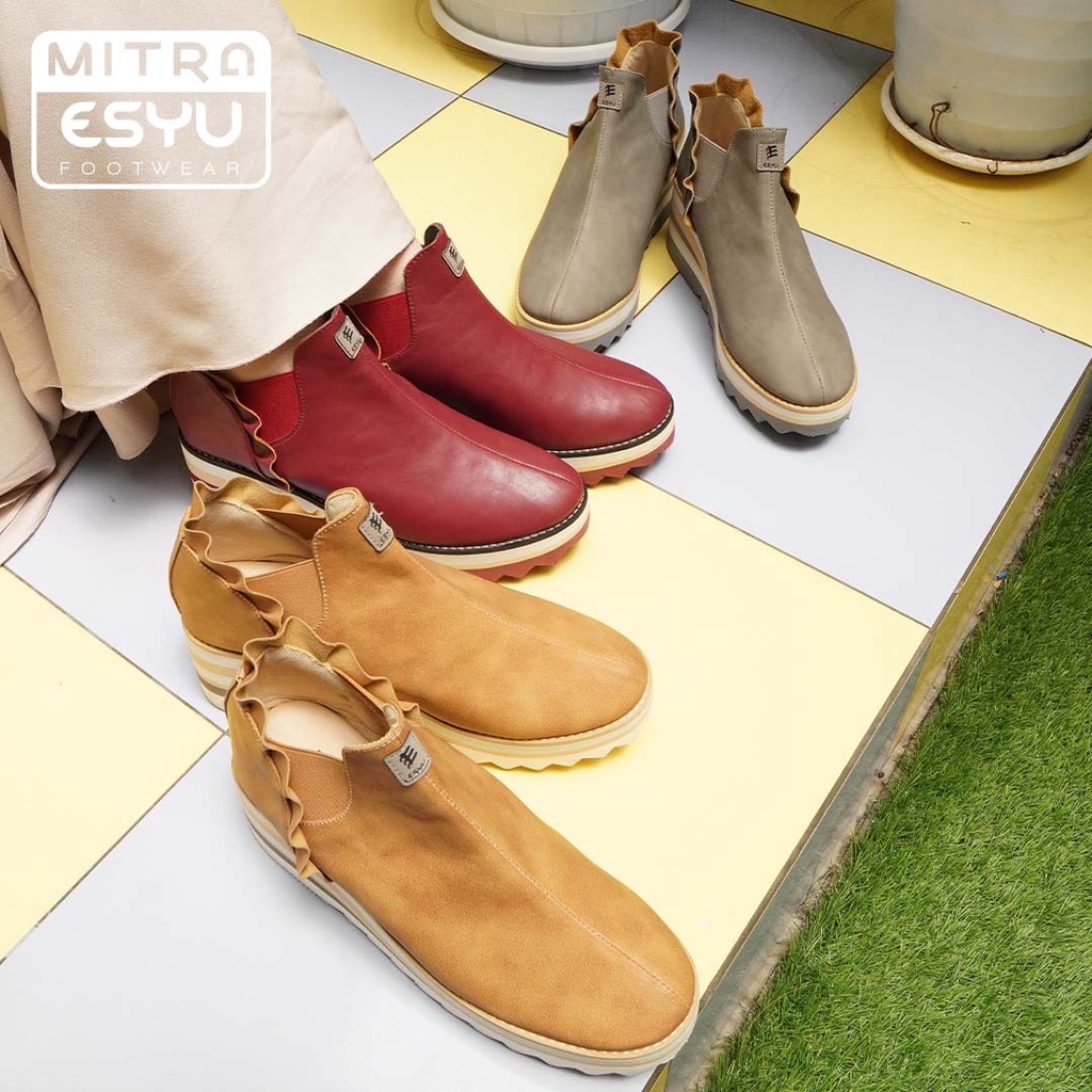 Diandra Series sepatu wedges esyu