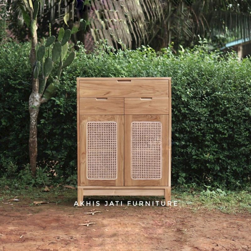 lemari minimalis/lemari cabinet/lemari kecil kayu jati solid
