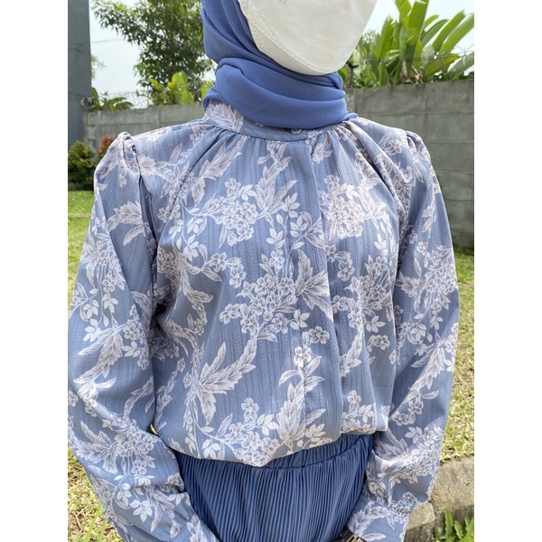 Ginela Blouse Dobby Crinkle Navy S-XXL