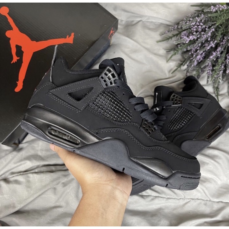 JORDAN 4 RETRO BLACK CAT GS / SEPATU JORDAN / JORDAN LIMITED EDITION / AIR JORDAN BAGUS / SEPARU AIR