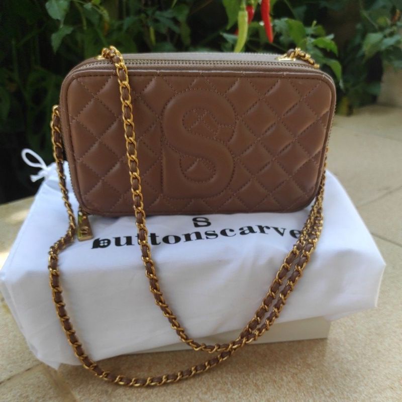 Yura bag buttonscarves preloved