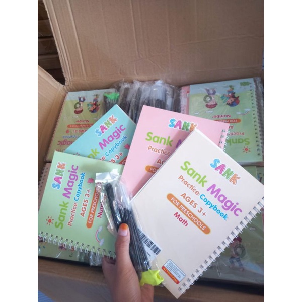 

SANK MAGIC BOOK PRACTICE COPYBOOK MAGIC BOOK SEPAKET ISI 4 FREE 8 REFILL