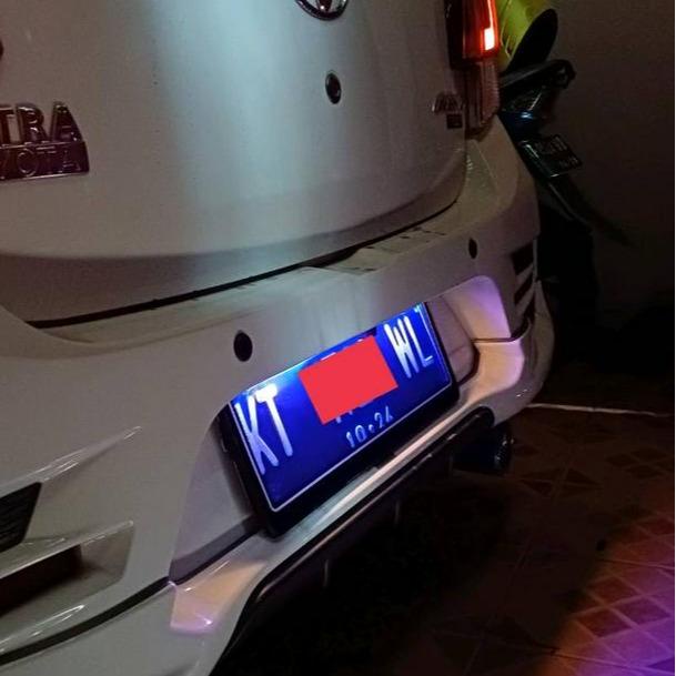 COVER PLAT MOBIL + LED 1 SET ISI 2 PCS UNIVERSAL UNTUK SEMUA MOBIL