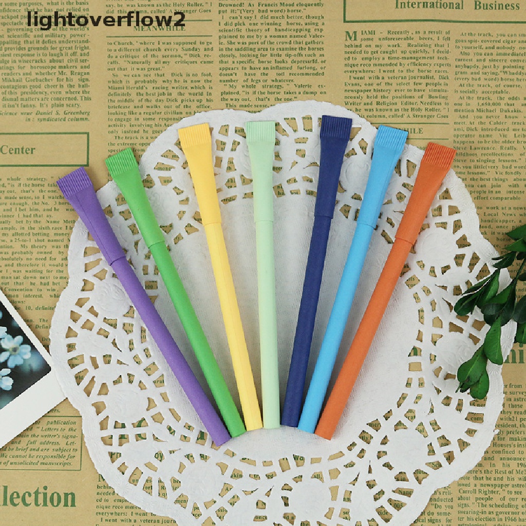 (lightoverflow2) 2pcs / Set Bolpoin Kertas Kraft Motif Kartun Natal Untuk Hadiah / Iklan