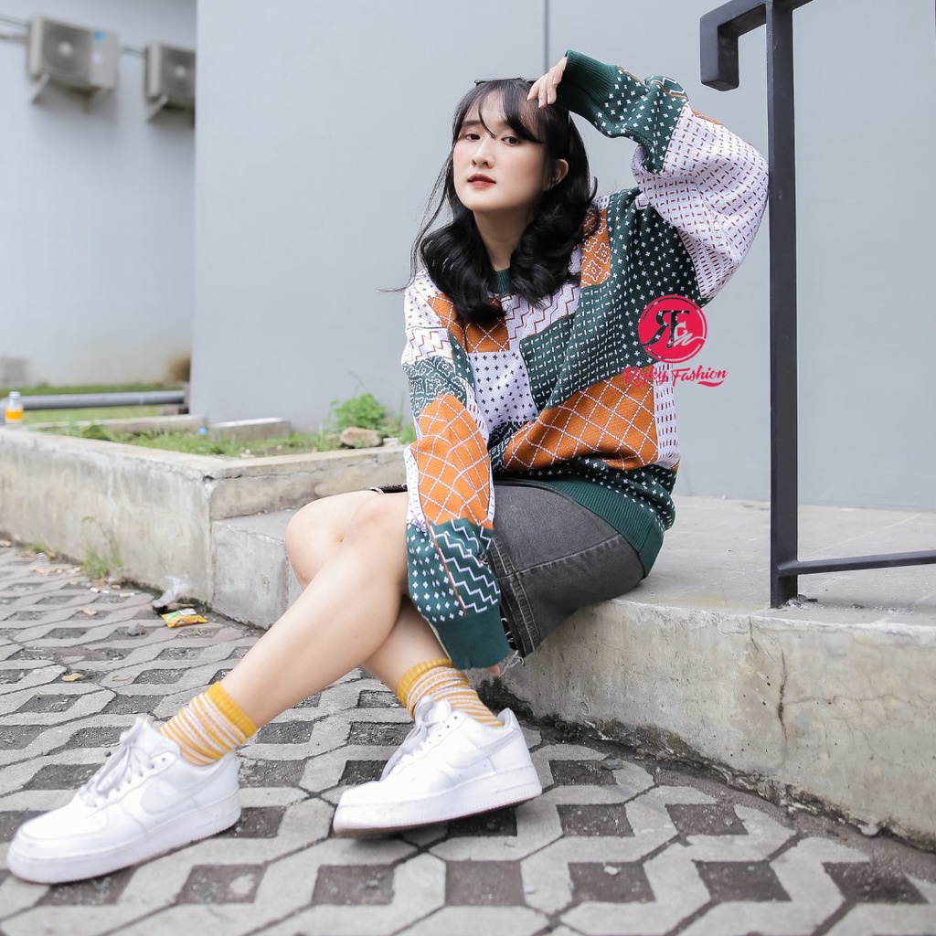 Sweater crewneck sashiko pattern rajut sweater