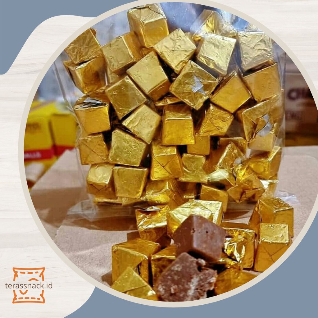 

Silverqueen Coklat Piramid Kiloan Premium 1kg / Coklat Silverqueen / Promo Coklat / Coklat Premium / Coklat Kiloan